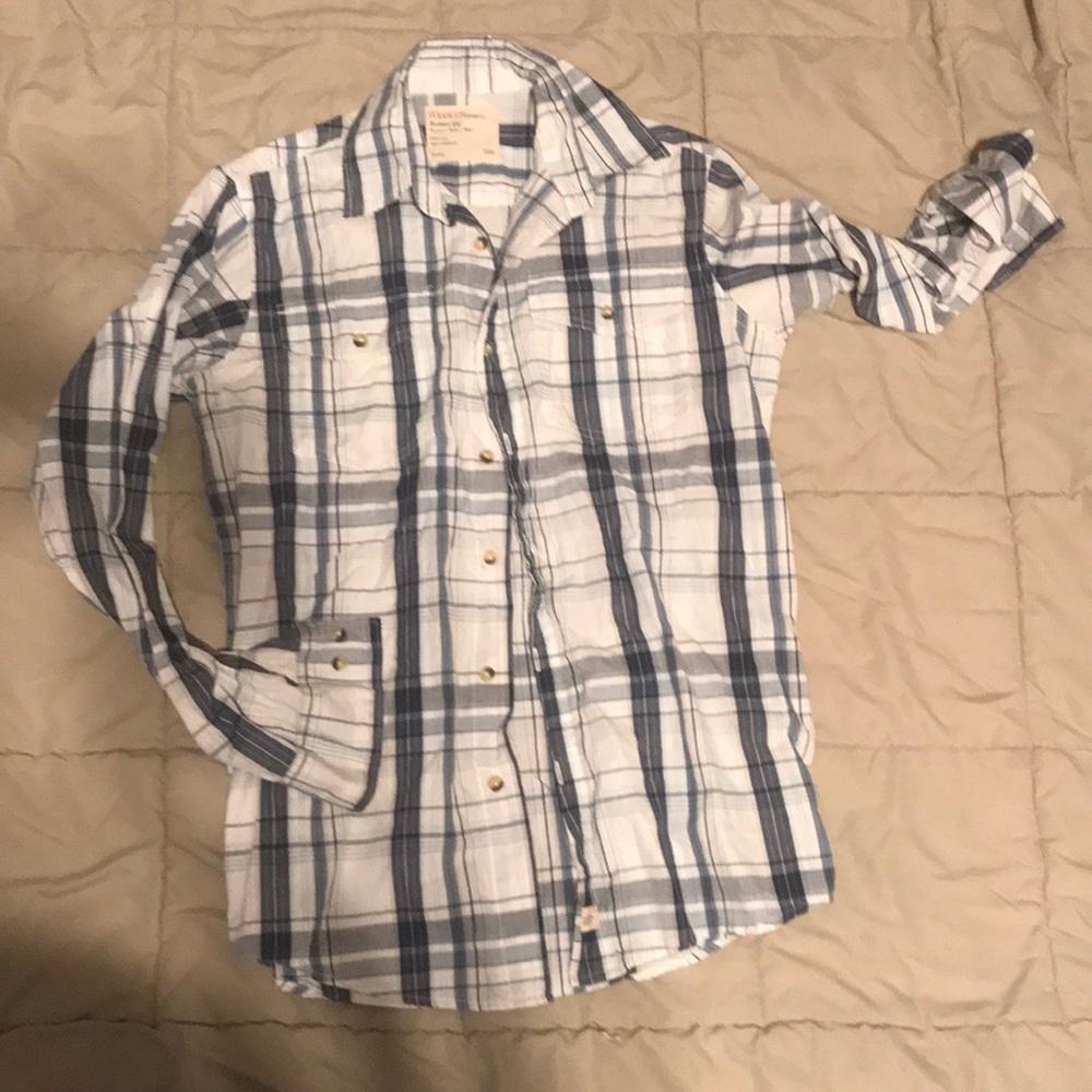 Men’s long sleeve dress shirt